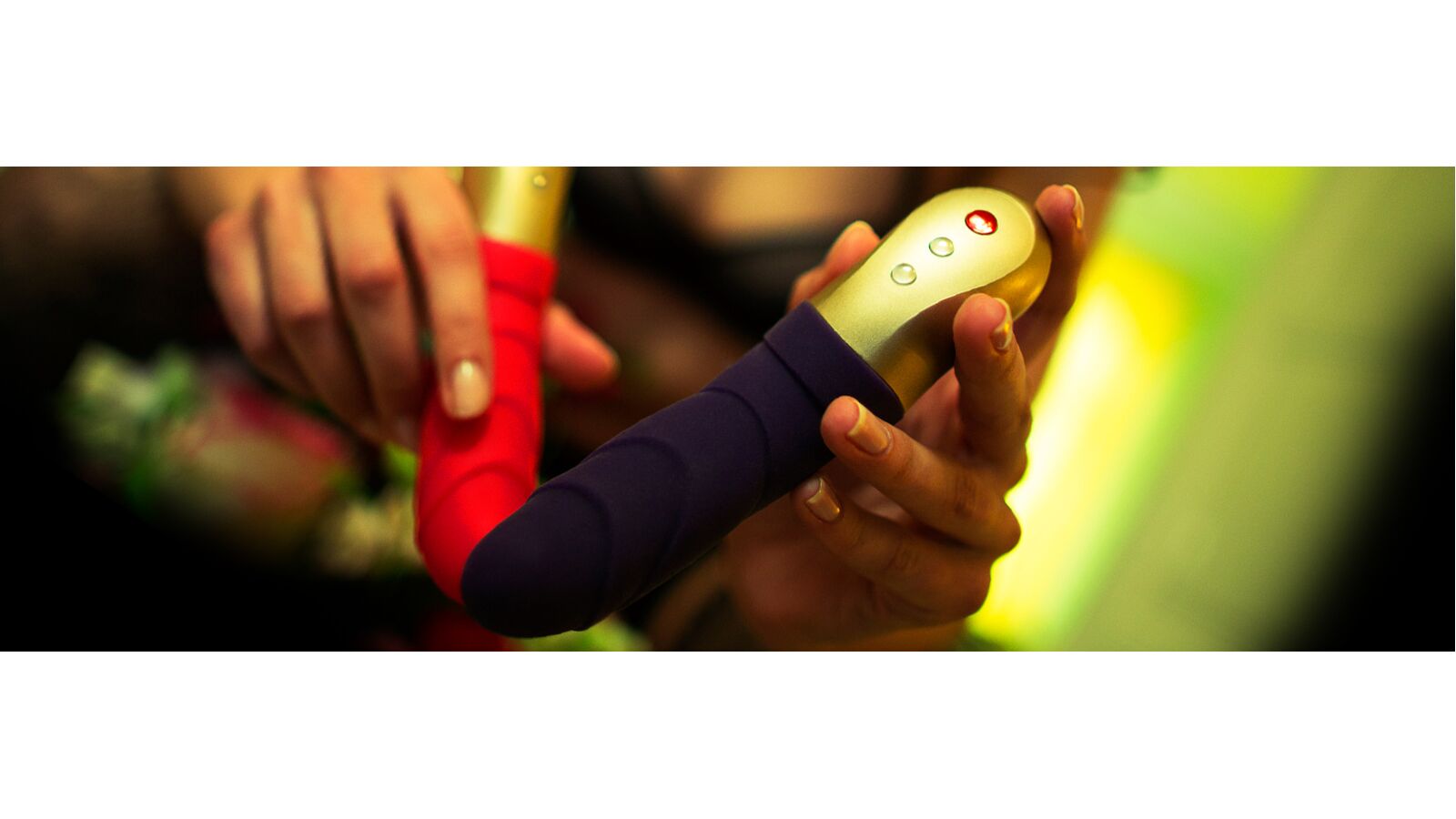Rechargeable vs. Battery-Powered Toys Jo Divine Rechargeable vs. Battery-Powered Toys Jo Divine
