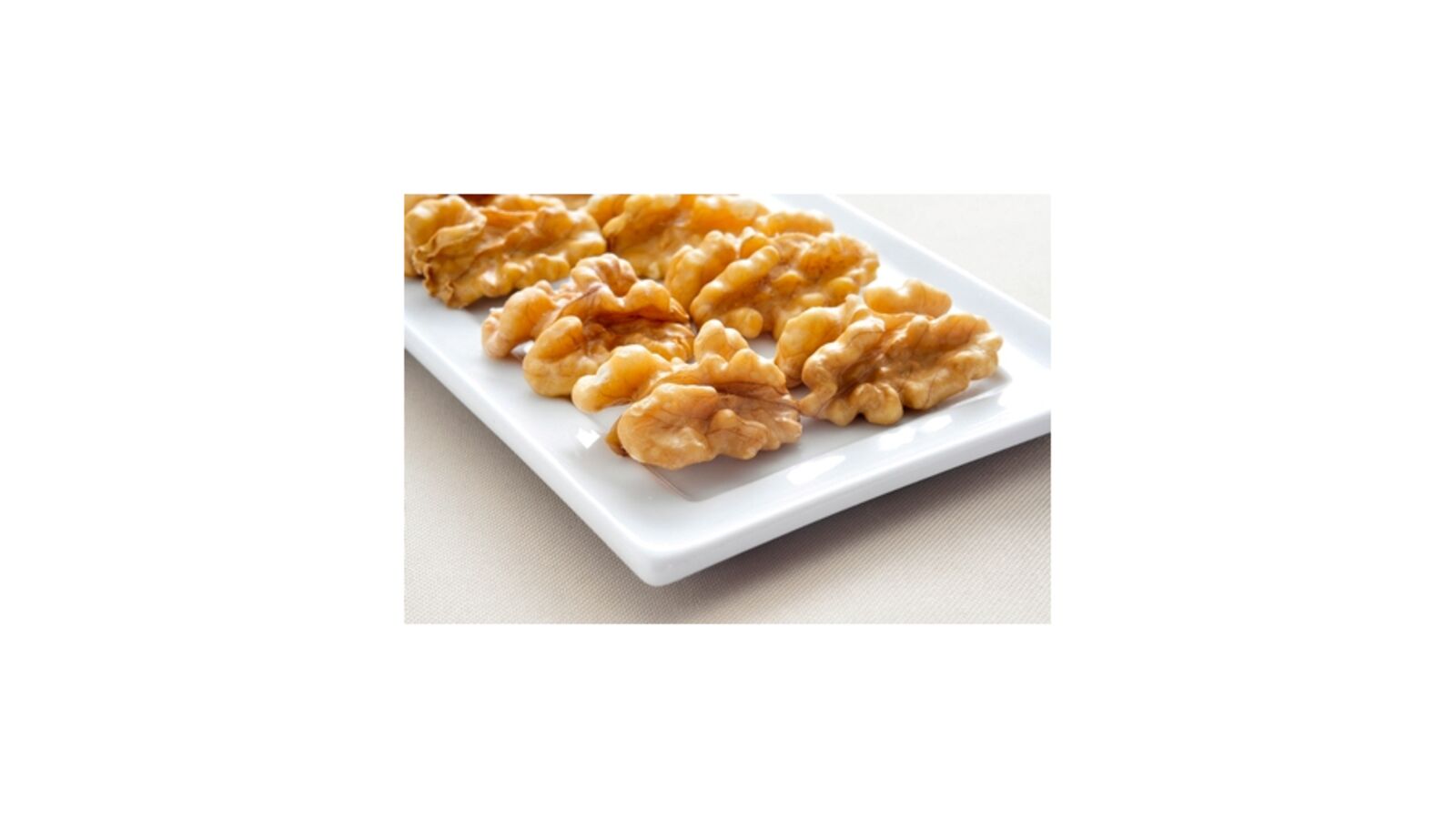 Benefits of eating walnuts to fight prostate cancer