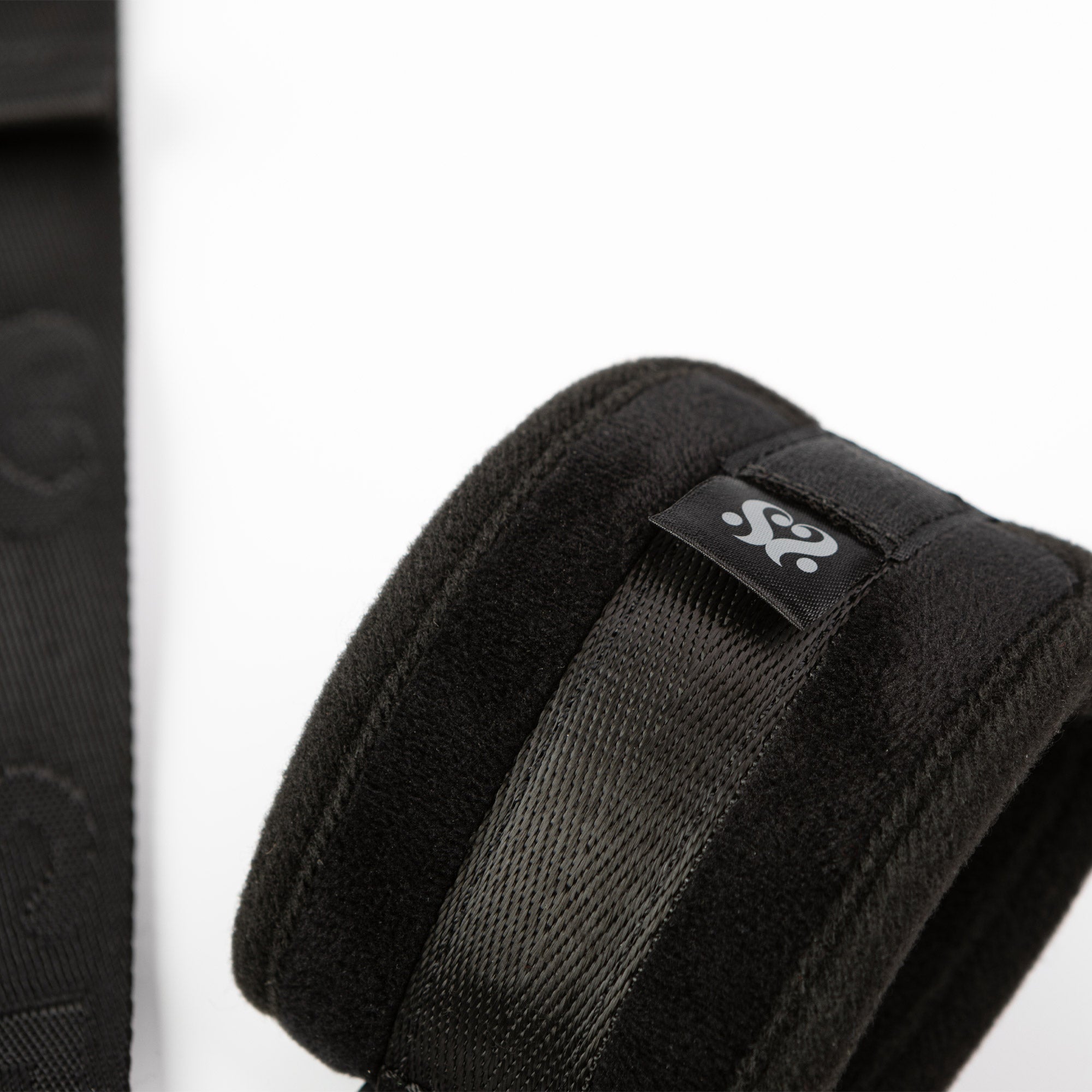 Sei Mio Adjustable Neck and Wrist Restraint Kit