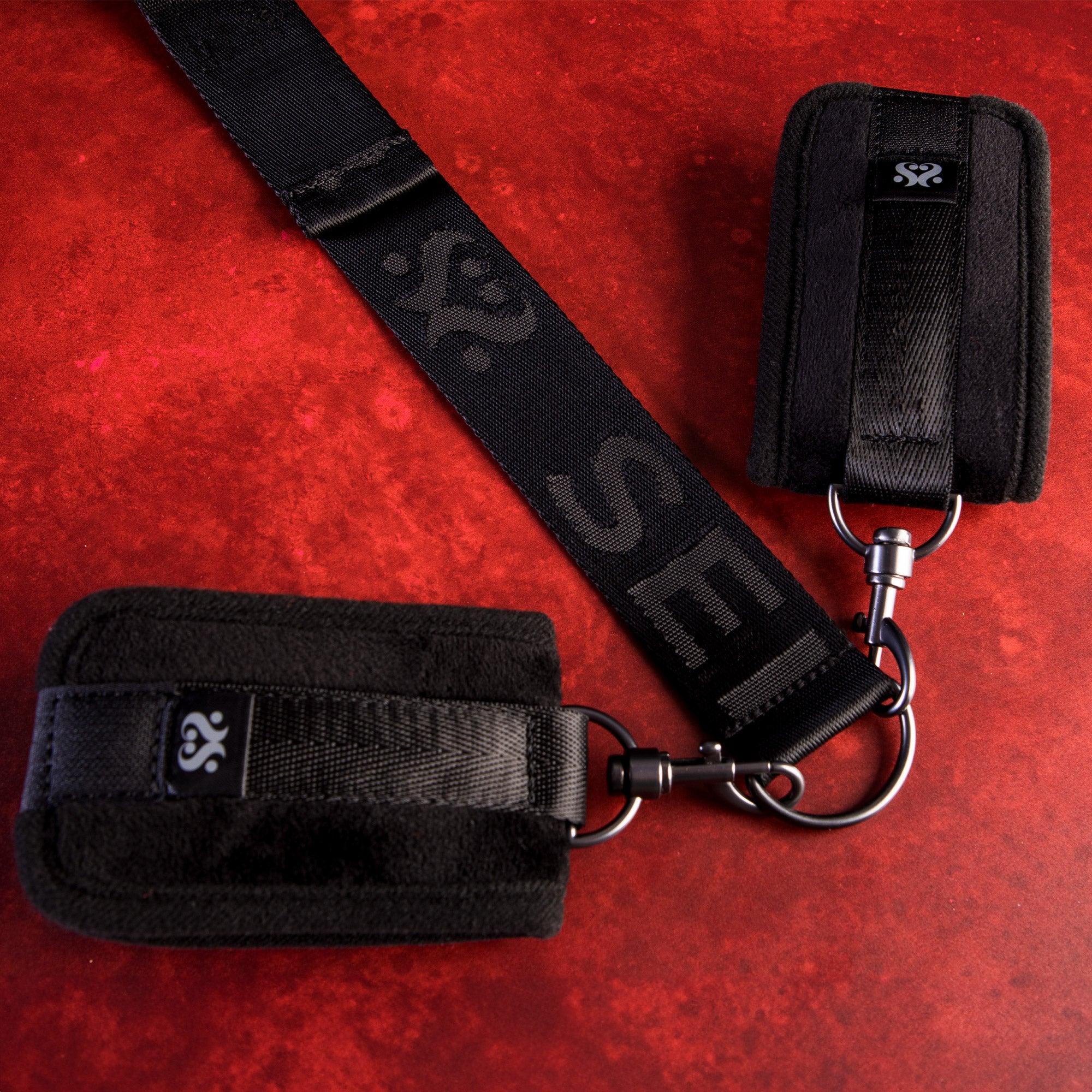 Sei Mio Adjustable Neck and Wrist Restraint Kit